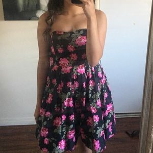 Sweat heart Mini dress